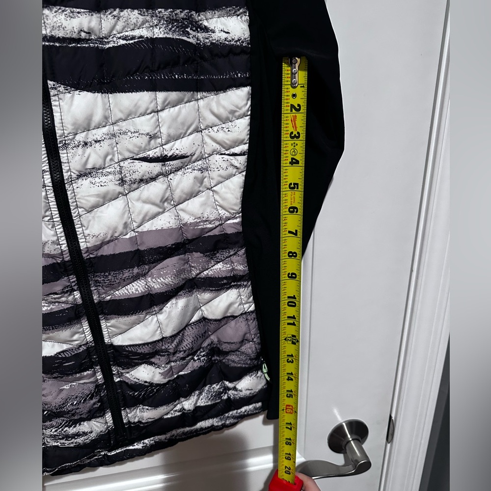 The North Face Quilted Hybrid Jacket Hooded Black Gray Insulated Full Zip - Picture 14 of 14